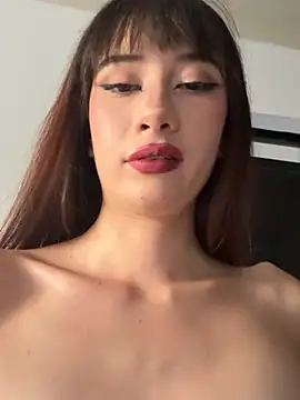 kloebunny online show from July 2026 10:20:01 PM