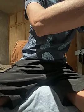 Henrycum2 online show from July 2026 02:57:01 PM