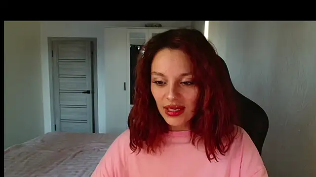 Mia Luiza online show from July 2026 04:33:01 PM