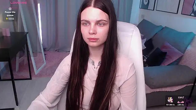 Mihcela Furett online show from July 2026 12:25:02 AM