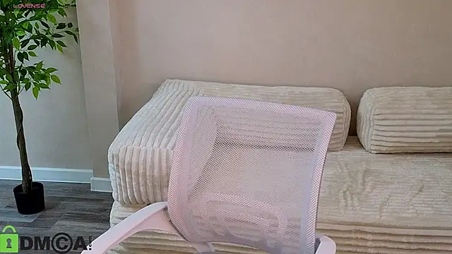 Nicole Allenn online show from July 2026 01:12:01 AM
