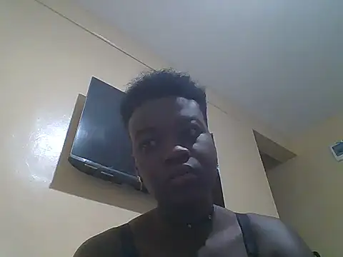 Pretty-Leaa online show from July 2026 03:55:02 AM