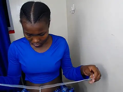 CurvyBody22 online show from July 2026 04:05:02 PM