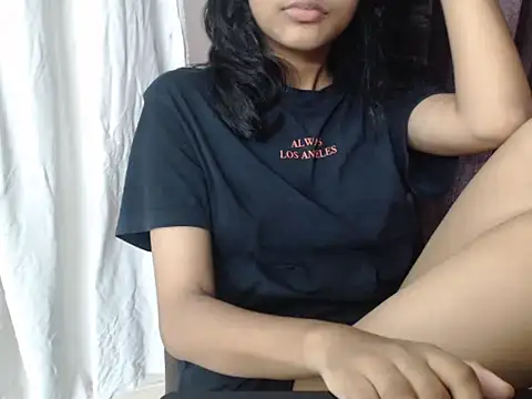 Sizzling Ruhii  online show from July 2026 04:07:02 AM