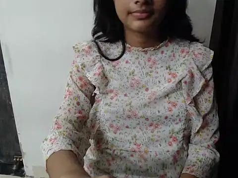 Sizzling Ruhii  online show from July 2026 03:58:02 PM