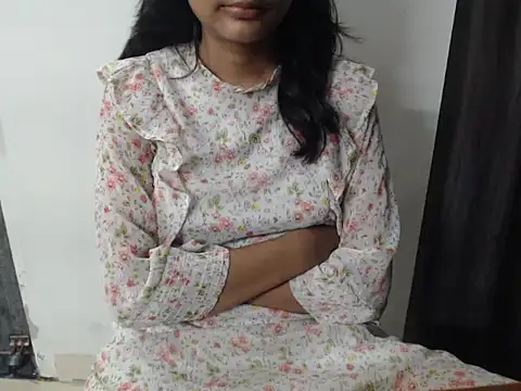 Sizzling Ruhii  online show from July 2026 06:43:01 PM