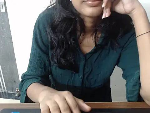 Sizzling Ruhii  online show from July 2026 06:43:02 PM