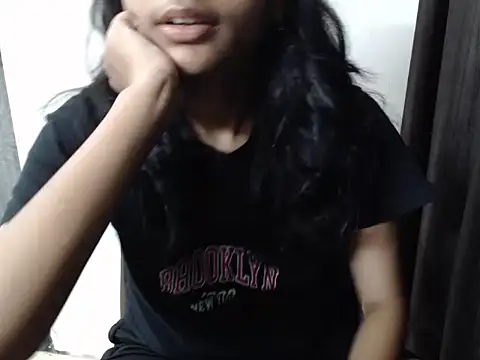 Sizzling Ruhii  online show from July 2026 05:00:01 PM