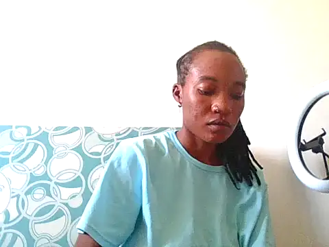 Playful queen online show from July 2026 11:25:01 AM