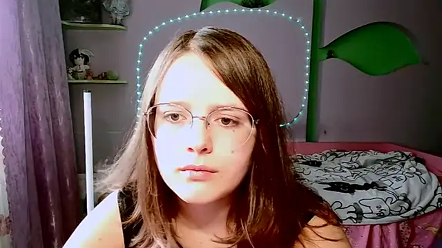Snapshot of RoseLyyn chatting on July 2026 12:20:01 PM RoseLyyn online show from July 2026 12:20:01 PM
