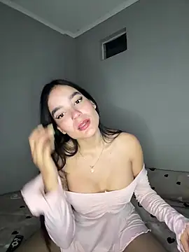 laurenTurnerxx online show from July 2026 11:22:01 PM