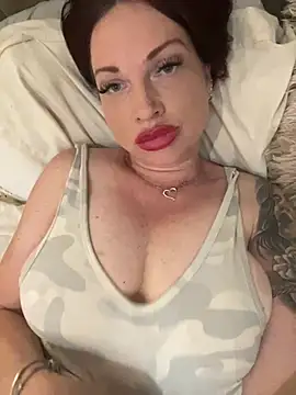 BustyBunny40 online show from July 2026 07:28:02 PM