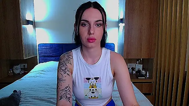 Mindblowing Woman online show from July 2026 04:27:02 PM