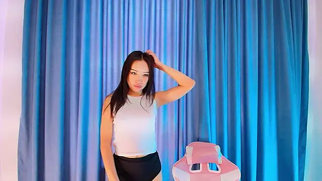 hi mikii online show from July 2026 11:06:02 AM
