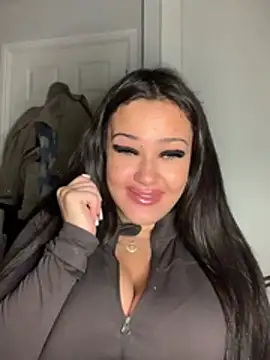 Snapshot of ChloeChannelUkx chatting on July 2026 09:43:01 PM ChloeChannelUkx online show from July 2026 09:43:01 PM