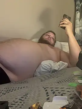 Snapshot of Tallbellybear chatting on July 2026 03:45:02 AM Tallbellybear online show from July 2026 03:45:02 AM