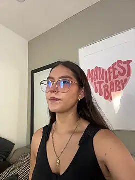 Snapshot of Rosebliss chatting on July 2026 07:31:01 PM Rosebliss online show from July 2026 07:31:01 PM