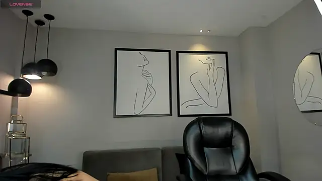 AshleyFerrer  online show from July 2026 07:04:01 PM