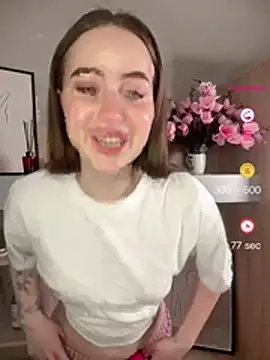 Snapshot of vanesssa_rose chatting on July 2026 11:44:01 PM vanesssa rose online show from July 2026 11:44:01 PM