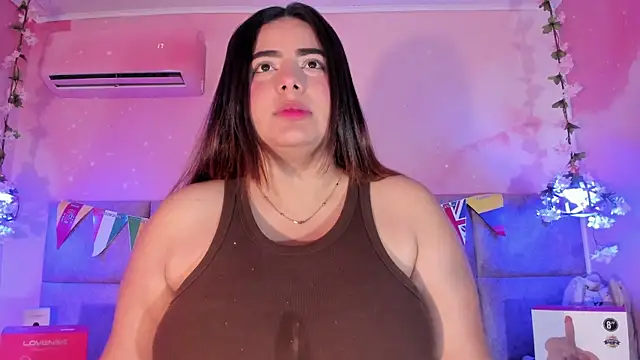 Emiily Grace online show from July 2026 11:39:02 AM