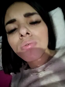 FabyNovinha online show from July 2026 05:21:02 AM