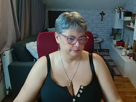 NewHellen4you online show from July 2026 08:23:02 PM