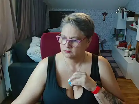 NewHellen4you online show from July 2026 07:49:01 PM