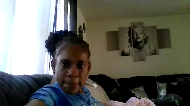 veraredd online show from July 2026 01:15:01 PM