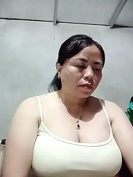 Lee bee1 online show from July 2026 06:20:01 PM