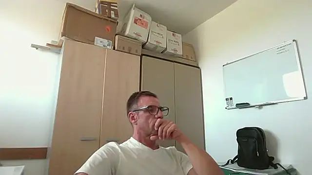 Pierluigi78 online show from July 2026 03:14:02 PM