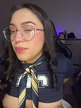 Lilyhotson online show from July 2026 01:58:33 AM