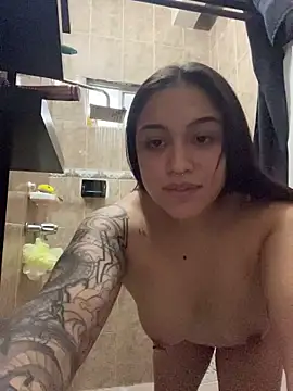 Lilyhotson online show from July 2026 11:58:02 PM