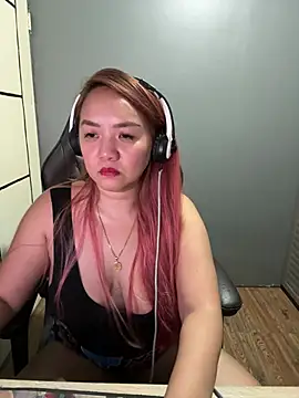 chloe wonderlust online show from July 2026 09:02:01 AM