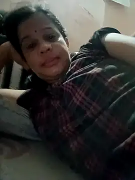 neeru190 online show from July 2026 11:44:02 PM
