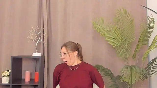 Snapshot of CarlitaThomley chatting on July 2026 10:41:01 AM CarlitaThomley online show from July 2026 10:41:01 AM