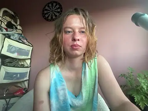 BettyFlirty online show from July 2026 06:20:01 PM