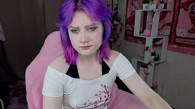 Snapshot of Droll_doll_ chatting on July 2026 07:15:02 AM Droll doll online show from July 2026 07:15:02 AM