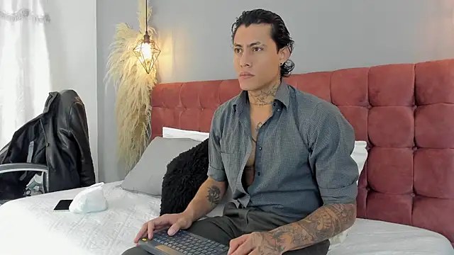 Damian romanoff  online show from July 2026 12:25:01 PM