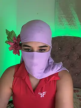 Snapshot of Aisha-Zayed chatting on July 2026 10:37:01 PM Aisha-Zayed online show from July 2026 10:37:01 PM