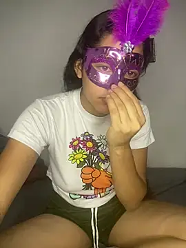 Mandy luci online show from July 2026 09:54:01 PM