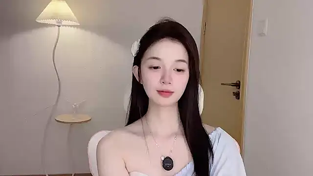 Annie-3 online show from July 2026 02:21:02 PM