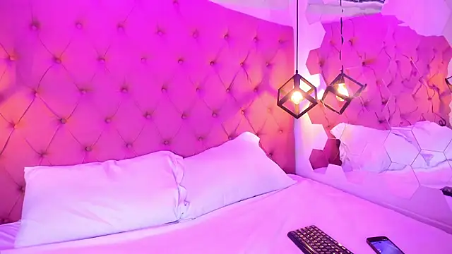 JulietaRizof online show from July 2026 11:58:01 PM