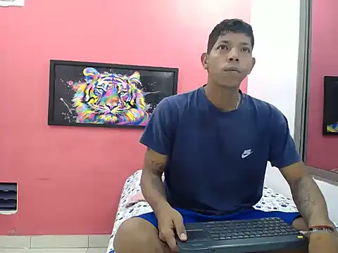 latinosninfomanos online show from July 2026 12:41:02 AM