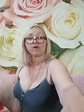 Rita-berry online show from July 2026 06:28:02 AM