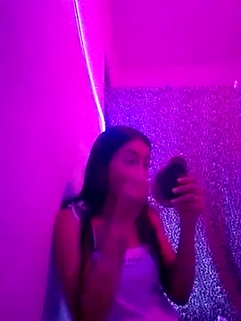 MeganHoott online show from July 2026 05:00:01 AM
