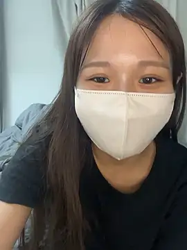 YUNA 033 online show from July 2026 11:01:02 AM