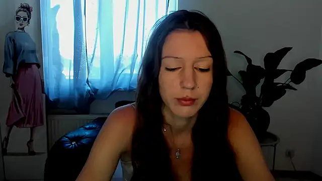 Snapshot of Lunaa_x44 chatting on July 2026 07:48:01 AM Lunaa x44 online show from July 2026 07:48:01 AM