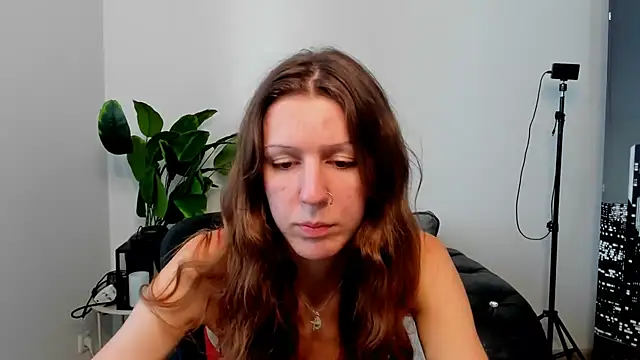 Snapshot of Lunaa_x44 chatting on July 2026 07:24:01 AM Lunaa x44 online show from July 2026 07:24:01 AM