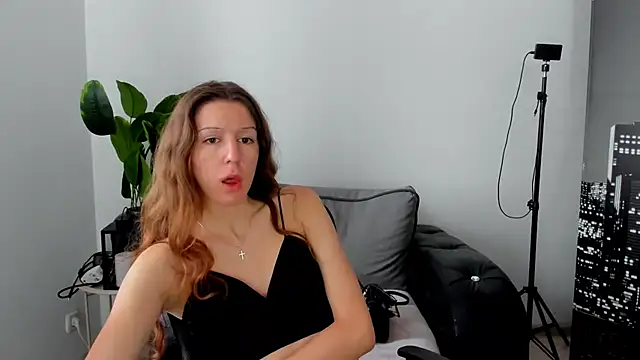Snapshot of Lunaa_x44 chatting on July 2026 08:39:01 AM Lunaa x44 online show from July 2026 08:39:01 AM