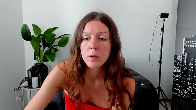 Snapshot of Lunaa_x44 chatting on July 2026 12:55:01 PM Lunaa x44 online show from July 2026 12:55:01 PM
